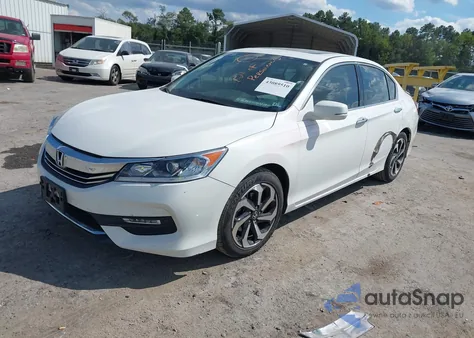 2016 Honda Accord Ex-L V-6 z USA, uszkodzony, nr VIN 1HGCR3F86GA008496